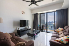 Chic High-Floor 3BR Apt in Bukit Bintang